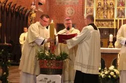Wigilia Paschalna w toruńskiej katedrze