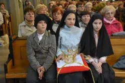 Koronacja figury Matki Bożej Fatimskiej