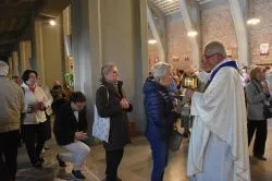 Koronacja figury Matki Bożej Fatimskiej