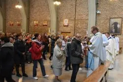 Koronacja figury Matki Bożej Fatimskiej