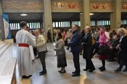 Koronacja figury Matki Bożej Fatimskiej