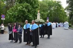 Koronacja figury Matki Bożej Fatimskiej