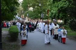 Koronacja figury Matki Bożej Fatimskiej