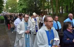 Koronacja figury Matki Bożej Fatimskiej