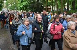 Koronacja figury Matki Bożej Fatimskiej