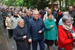 Koronacja figury Matki Bożej Fatimskiej