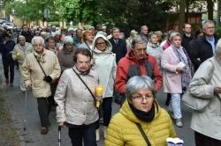 Koronacja figury Matki Bożej Fatimskiej