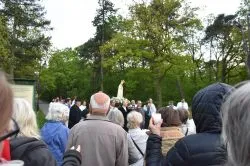 Koronacja figury Matki Bożej Fatimskiej