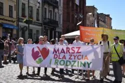 Marsz dla Życia i Rodziny w Toruniu