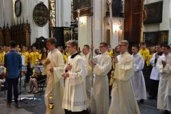 Msza św. rozpoczynająca obóz Fundacji Dzieło Nowego Tysiąclecia