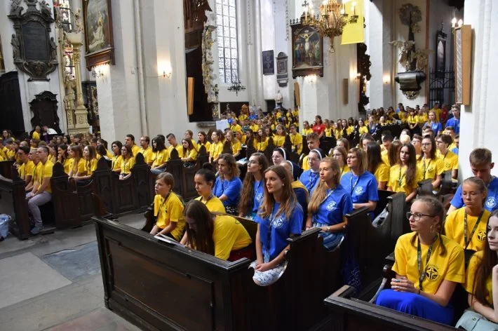 Msza św. rozpoczynająca obóz Fundacji Dzieło Nowego Tysiąclecia