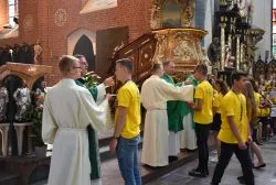 Msza św. rozpoczynająca obóz Fundacji Dzieło Nowego Tysiąclecia