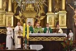 Stypendyści FDNT - Msza św.