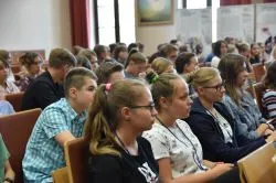 Debata o prześladowaniach