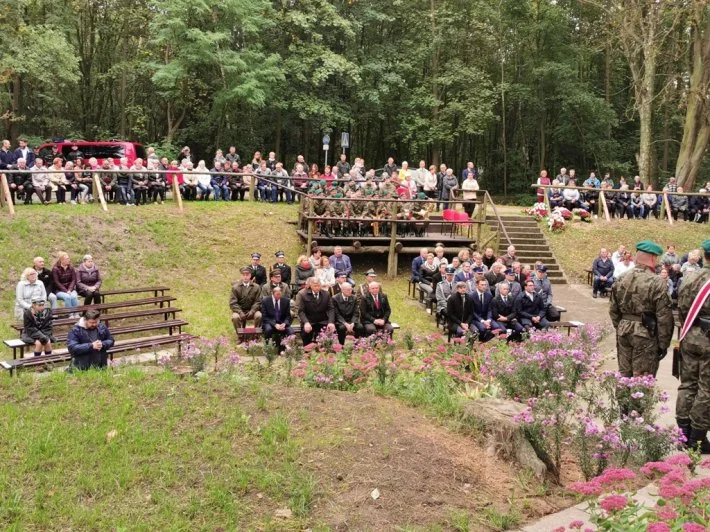 Uroczystości patriotyczne w Raciniewie
