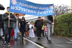Marsz Wszystkich Świętych w Toruniu
