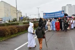 Marsz Wszystkich Świętych w Toruniu