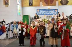 Marsz Wszystkich Świętych w Toruniu