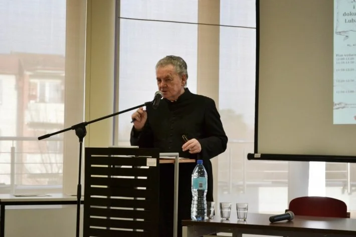 Podsumowanie projektu Archiwum Akt Dawnych