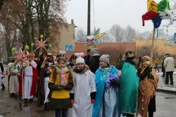 Orszak i kolędnicy w Jabłonowie