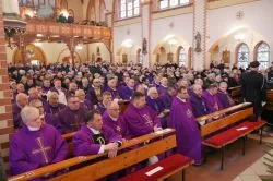 Pogrzeb ks. kan. Franciszka Lisińskiego