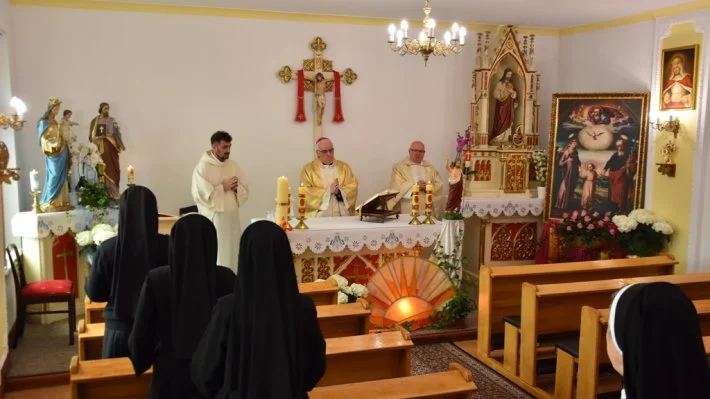 Nawiedzenie obrazu Świętej Rodziny w Domu Sióstr Elżbietanek w Toruniu