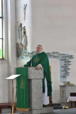 Udzielenie posługi lektoratu stałego