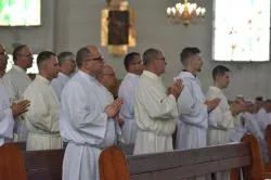 Udzielenie posługi lektoratu stałego