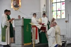 Udzielenie posługi lektoratu stałego