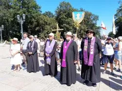 Wejście pielgrzymów na Jasną Górę