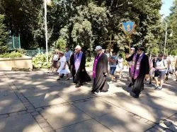 Wejście pielgrzymów na Jasną Górę