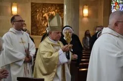 Wprowadzenie relikwii św. Elżbiety Węgierskiej i bł. Marii Luizy Merkert