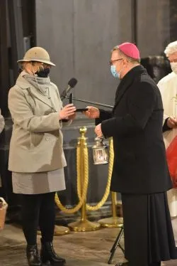 Betlejemskie Światło Pokoju w Toruniu
