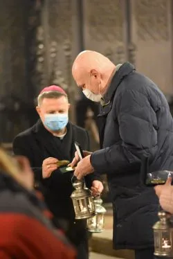 Betlejemskie Światło Pokoju w Toruniu