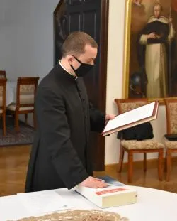 Wręczenie dekretów