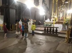 Obraz Świętej Rodziny w parafii WNMP w Toruniu