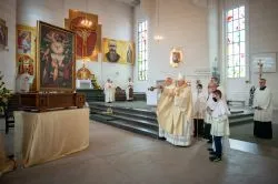 Obraz Świętej Rodziny w parafii św. Maksymiliana