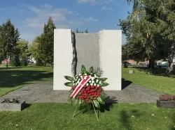 Pomnik ku czci bezimiennych ofiar Zbrodni Pomorskiej