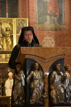 Liturgia Wigilii Paschalnej w toruńskiej katedrze