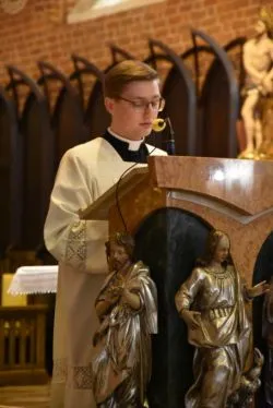 Liturgia Wigilii Paschalnej w toruńskiej katedrze