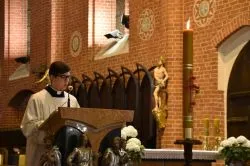 Liturgia Wigilii Paschalnej w toruńskiej katedrze