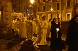 Liturgia Wigilii Paschalnej w toruńskiej katedrze