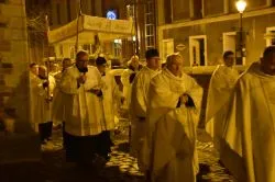 Liturgia Wigilii Paschalnej w toruńskiej katedrze