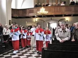 Wprowadzenie relikwii w Górznie