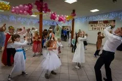 Bal wszystkich świętych w Gostkowie