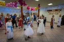Bal wszystkich świętych w Gostkowie