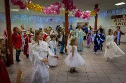 Bal wszystkich świętych w Gostkowie