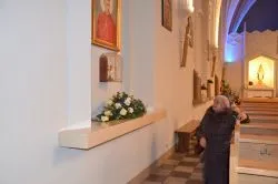 Relikwie kard. Wyszyńskiego na Stawkach