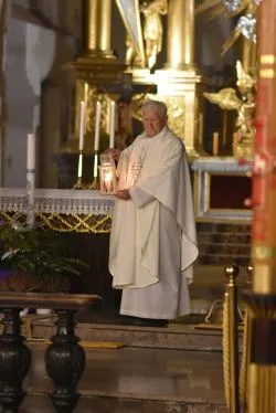 Betlejemskie Światło Pokoju w Toruniu