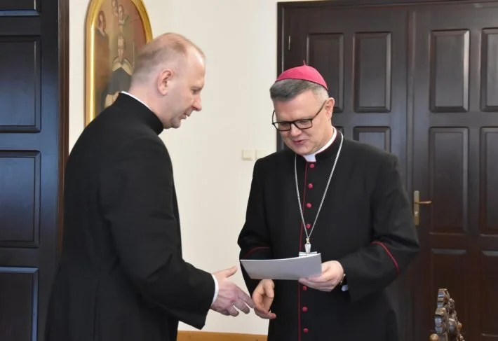 Nowe dekrety w diecezji toruńskiej